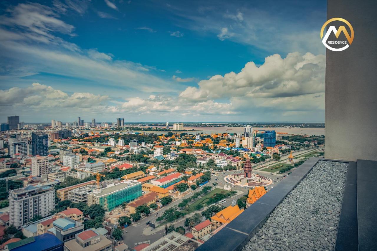 Infinity Pool Hotel Phnom Penh Down To 24 Usd In M Residence Exteriér fotografie